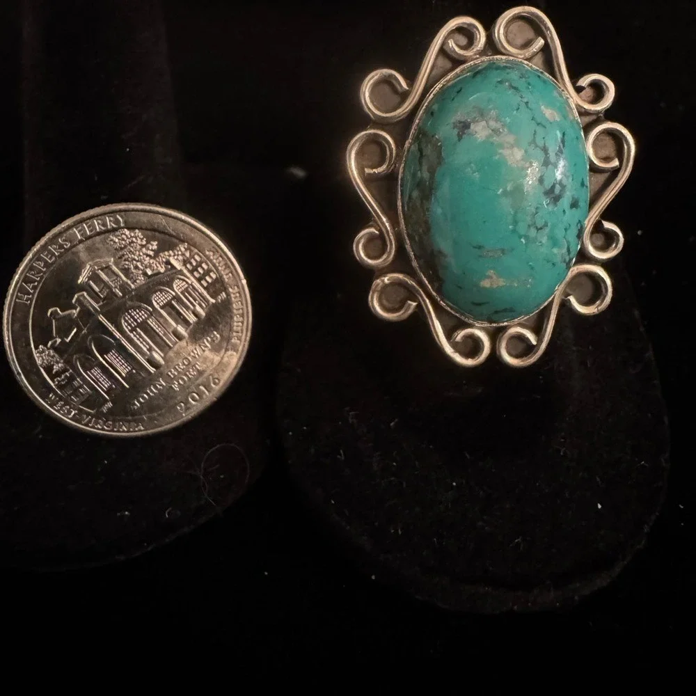 Genuine King‎ Man Turquoise and sterling Silver Swirl Ring